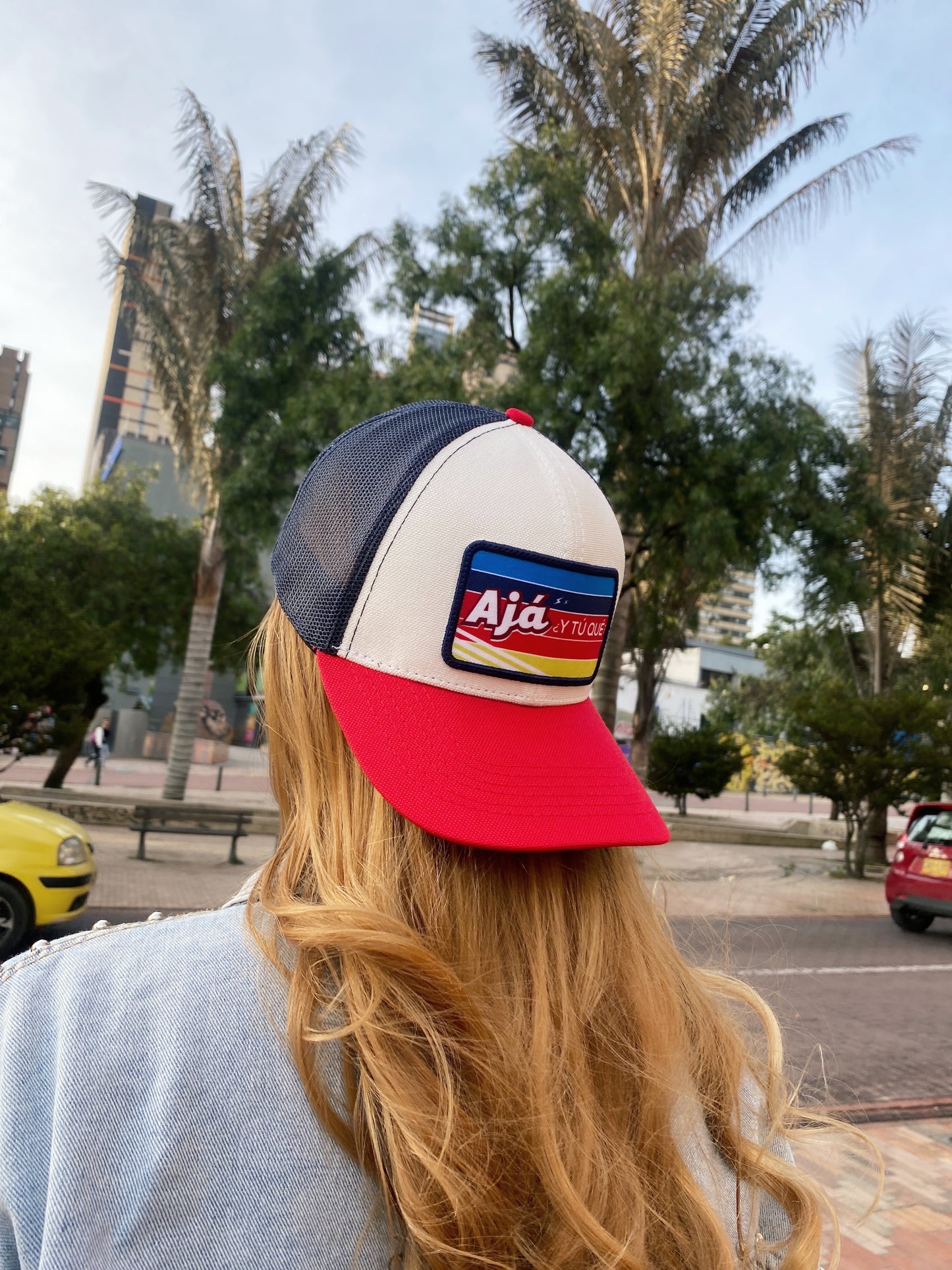 Gorra Ajá y tú qué?